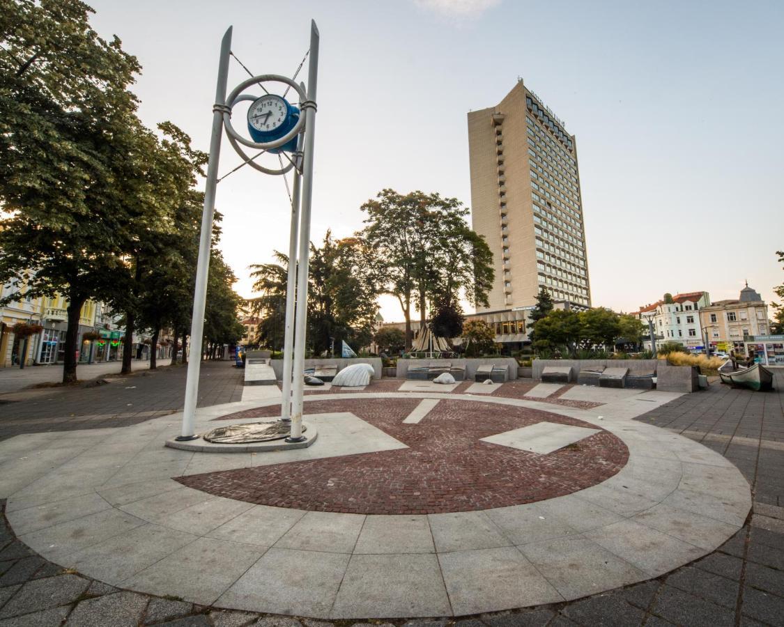 Large Flat Bulair - Excellent Location Apartment Burgas City Exterior foto